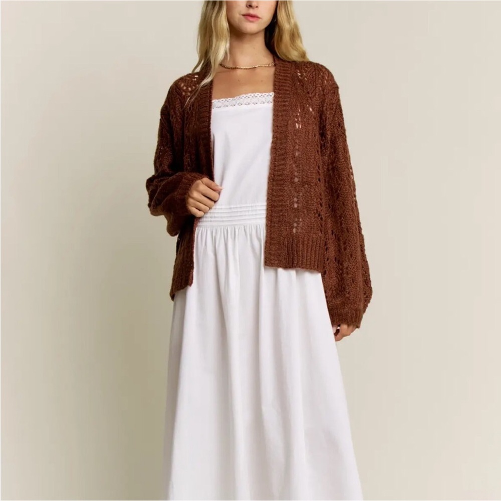Lara Daisy Open Front Knit Sweater in Burlwood